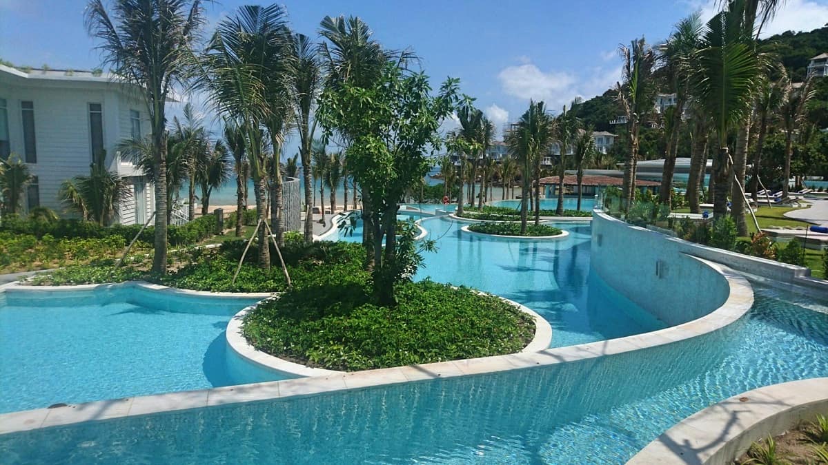 Bể bơi vô cực tại tại Premier Village Phu Quoc được thiết kế theo phong cách ruộng bậc thang
